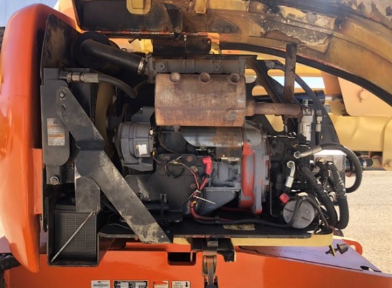 Plataforma Elevatória (PEMT / PTA) JLG 450AJ